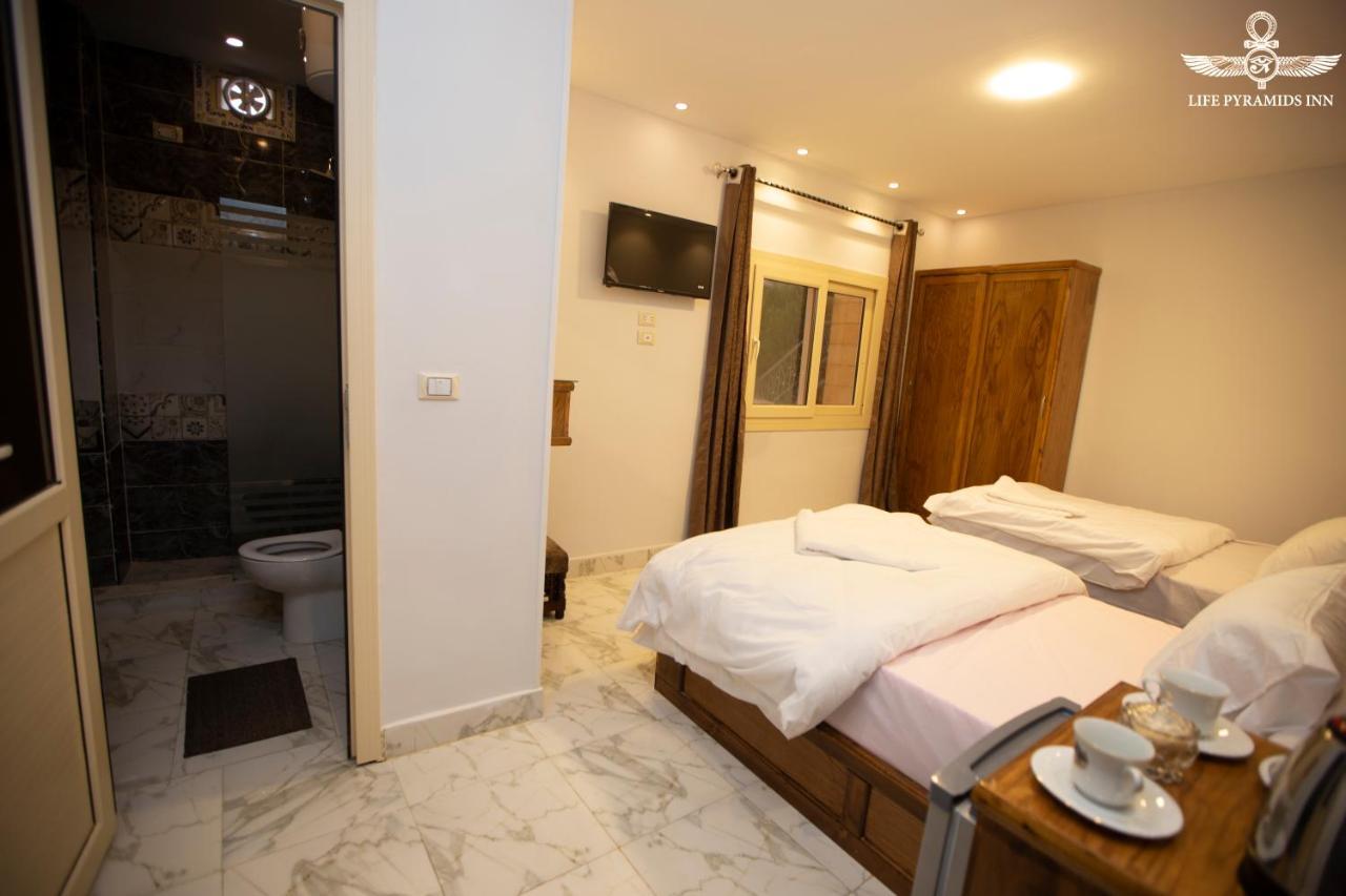 Life Pyramids Inn Kafret el-Gabal 外观 照片