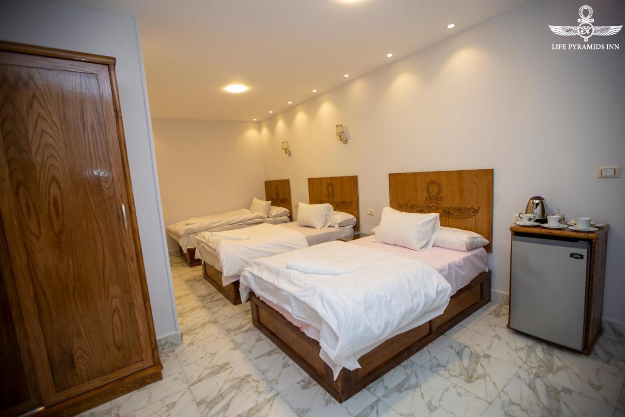 Life Pyramids Inn Kafret el-Gabal 外观 照片