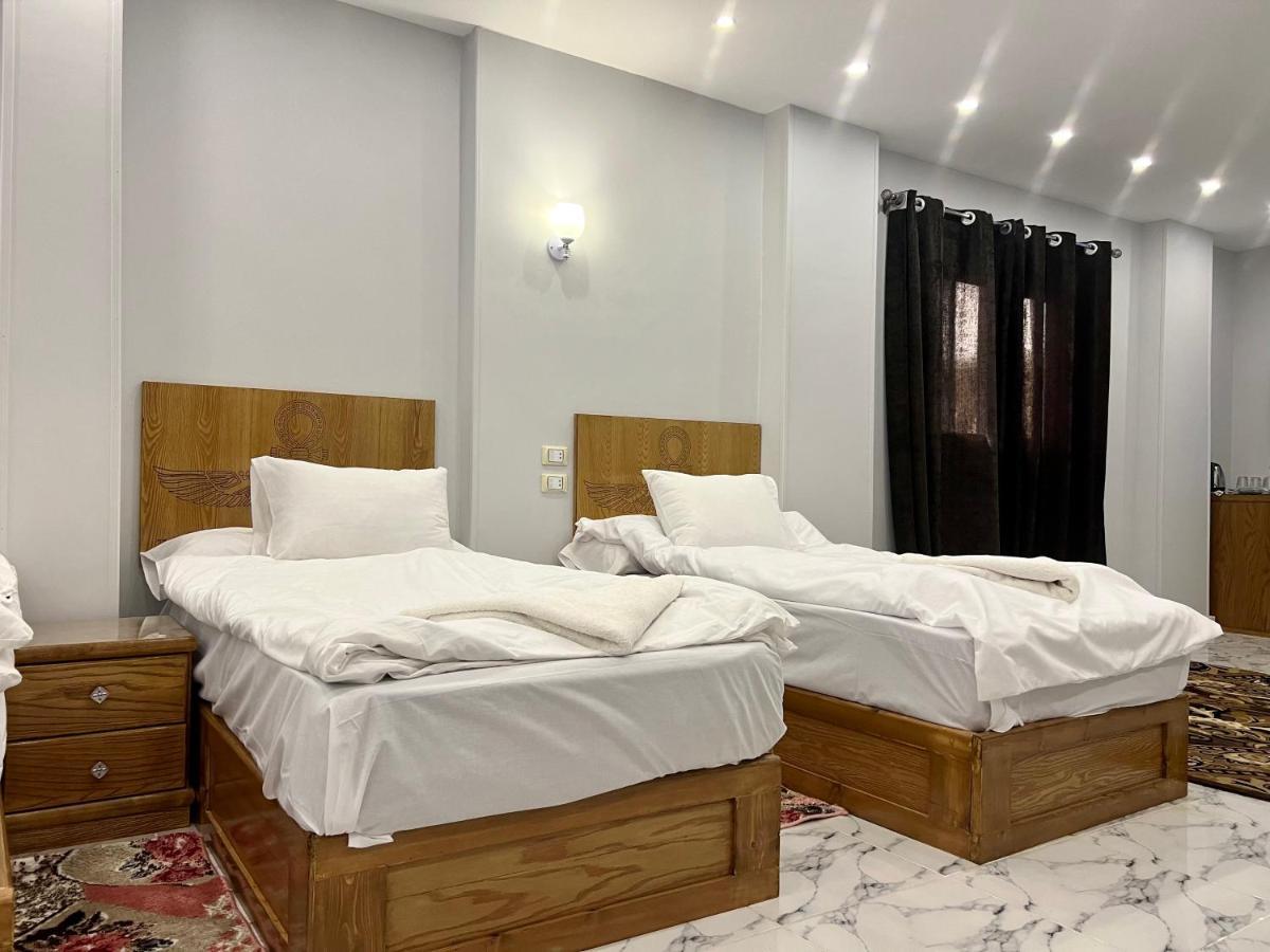 Life Pyramids Inn Kafret el-Gabal 外观 照片