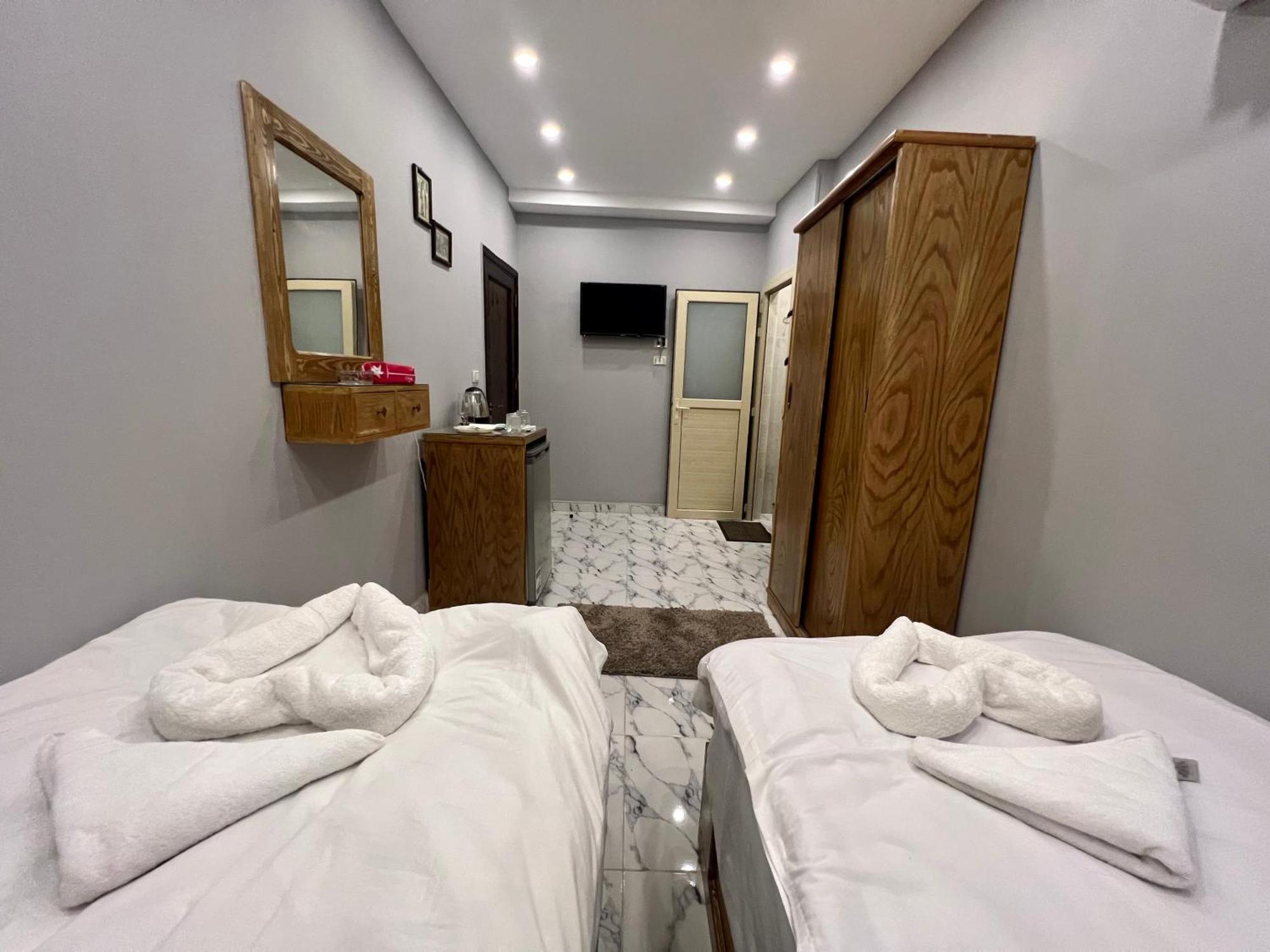 Life Pyramids Inn Kafret el-Gabal 外观 照片